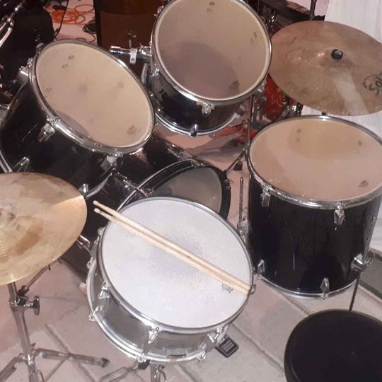 Westbury Black Wrap Open Mind Drums