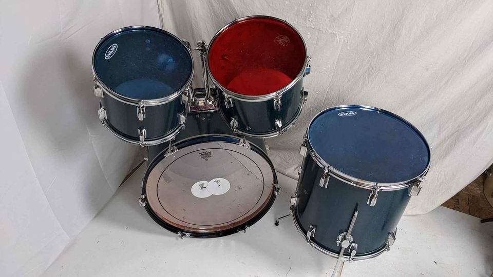 Westbury drum kit Custom blue wood stain finish Open Mind Drums